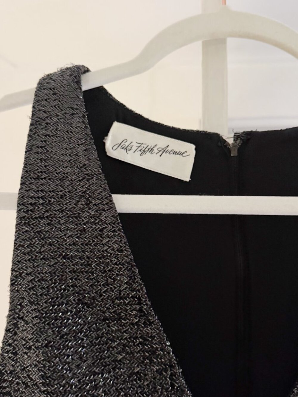 Saks Fifth Avenue Vintage 60s Metallic Tinsel Top Size 7 Black - Picture 8 of 9
